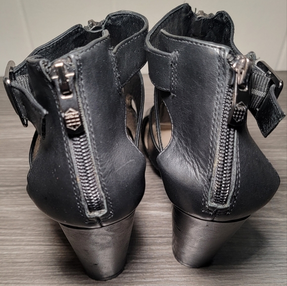 Vince Camuto VC Marleau Gladiator Cut Out Sandals Leather Black Womens 8 M - Picture 4 of 9